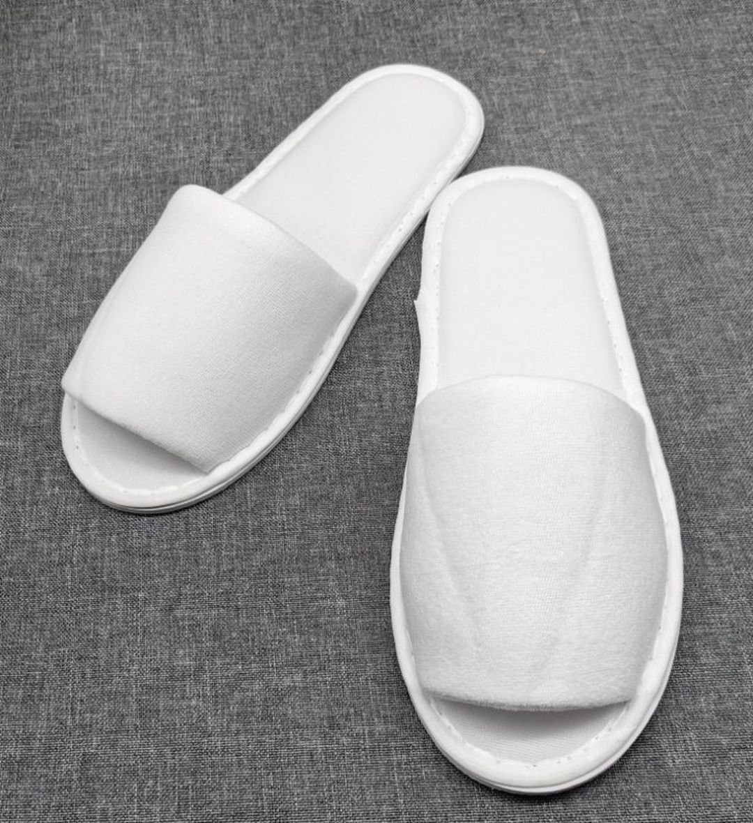 Superior Comfort, Frottétoffla med öppen tå