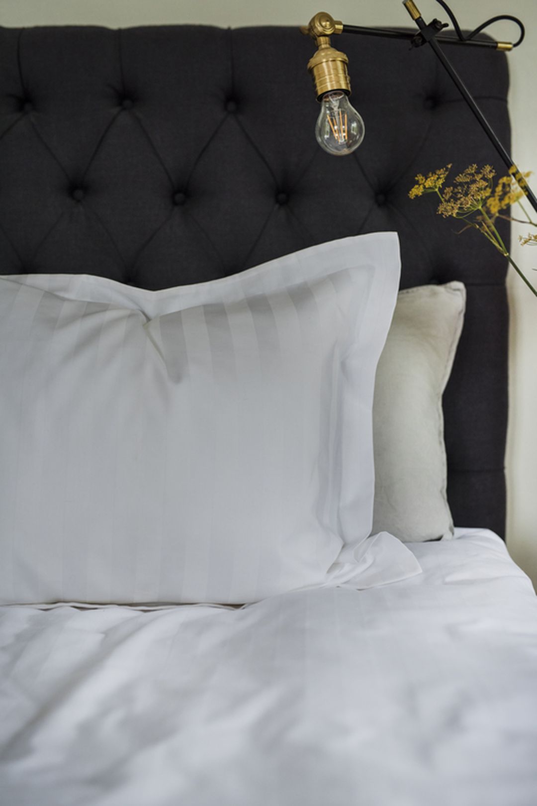 Örngott satinrand 28mm, vinge 50X60cm