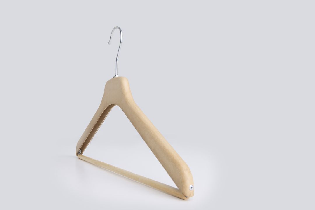 Galge i papperscellulosa med byxslå - 42 cm