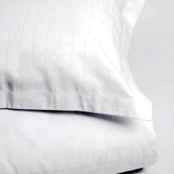 Påslakan satin check vit 150x230cm