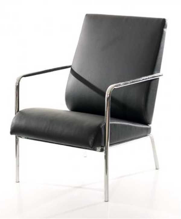 Besöksstol i krom med svart konstläder